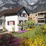 Schils